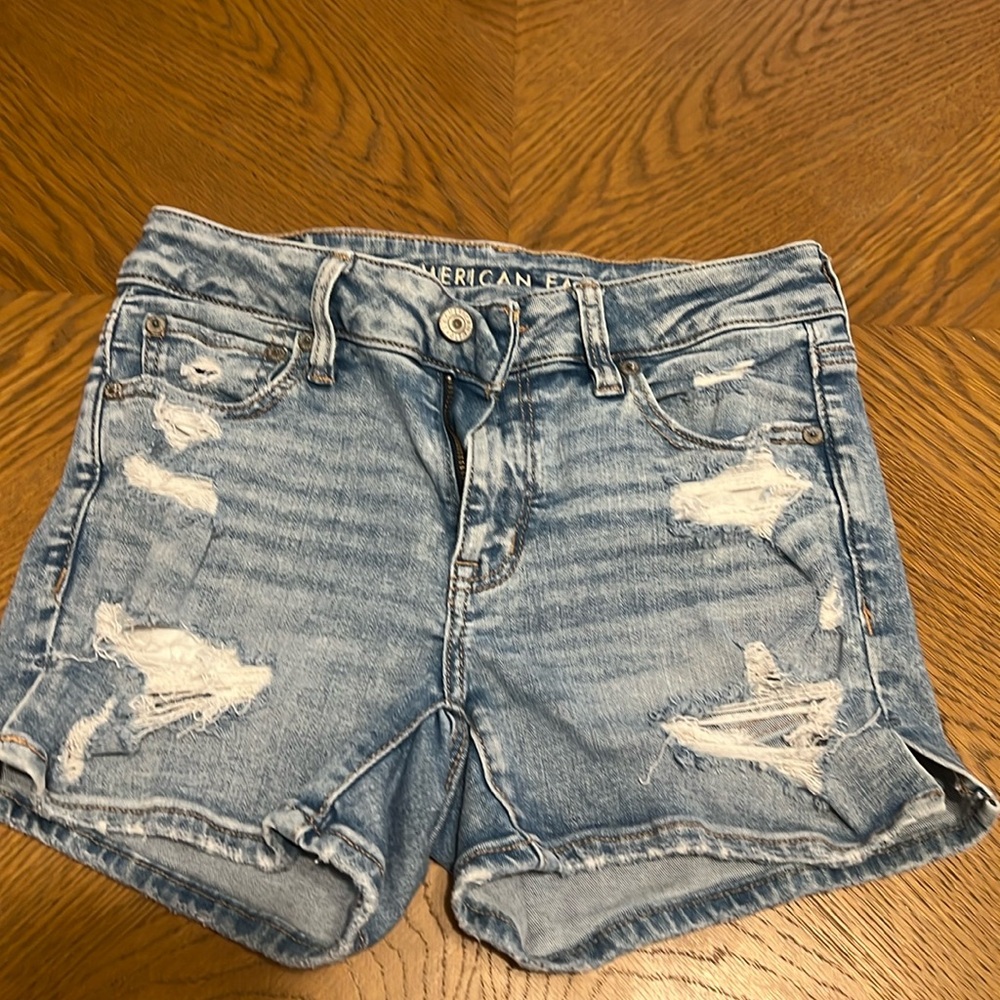 American Eagle Next Level stretch shorts size 4